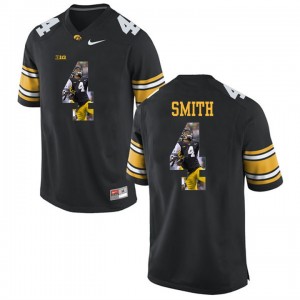 Iowa Hawkeyes Tevaun Smith #4 Limited College Player Painting Football Jersey - Black
